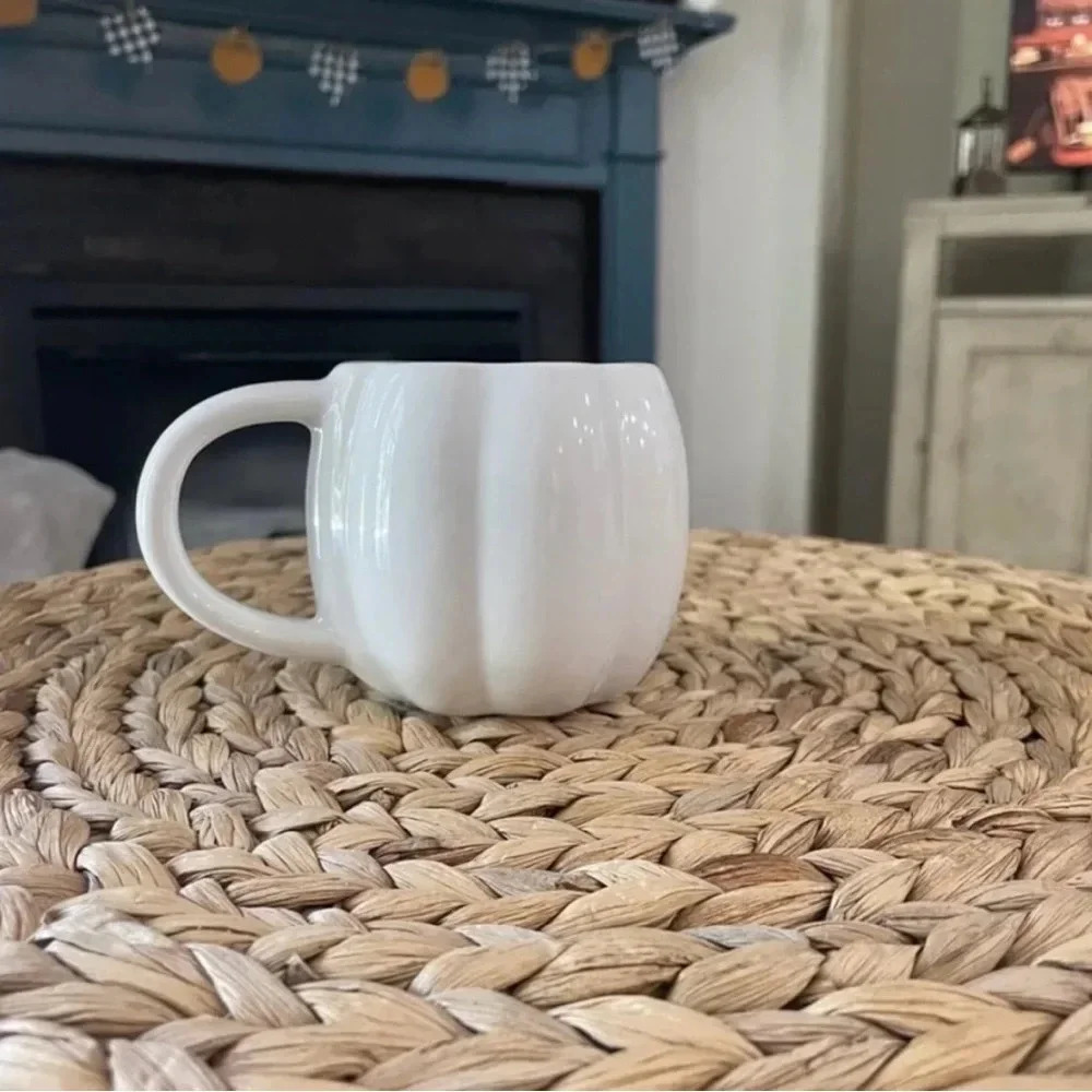 Target Bullseye Playground Pumpkin
Ceramic Mug White Fall 2022